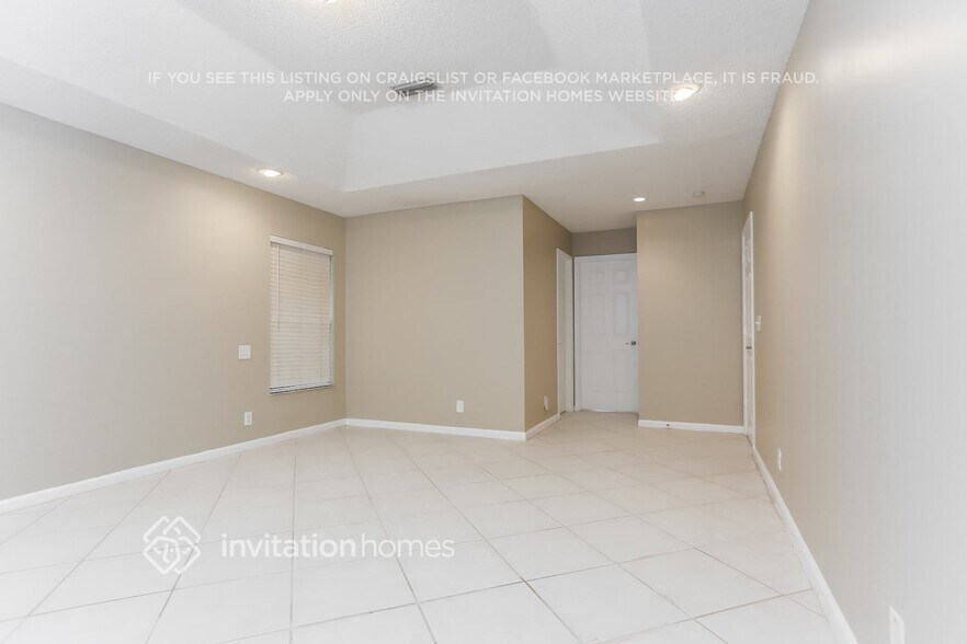 Building Photo - 5048 NW 98th Ln