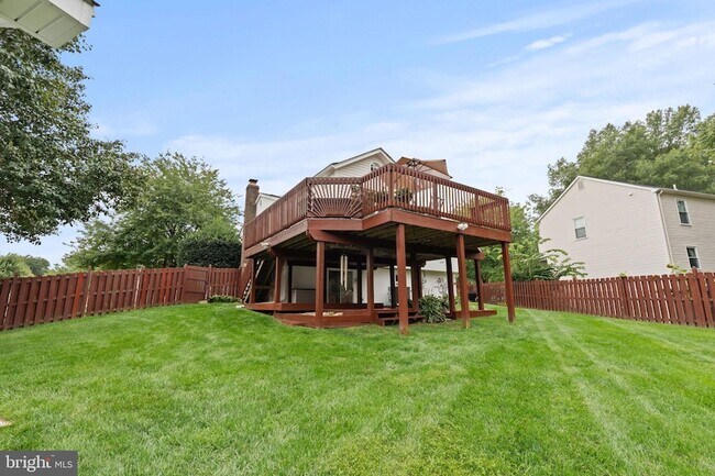 Building Photo - 5590 Neddleton Ave