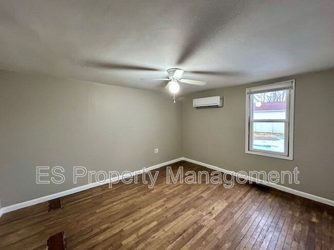 Building Photo - 1408 Holland St