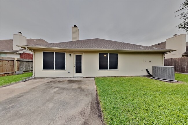 Building Photo - 3344 Zubin Ln