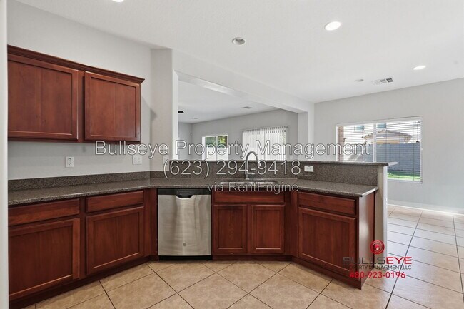 Building Photo - 4224 E Bruce Ct