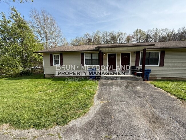 Building Photo - 1930 Lovell Rd