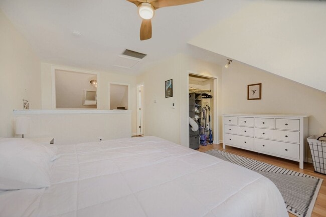 Building Photo - 3015 Edison Ct