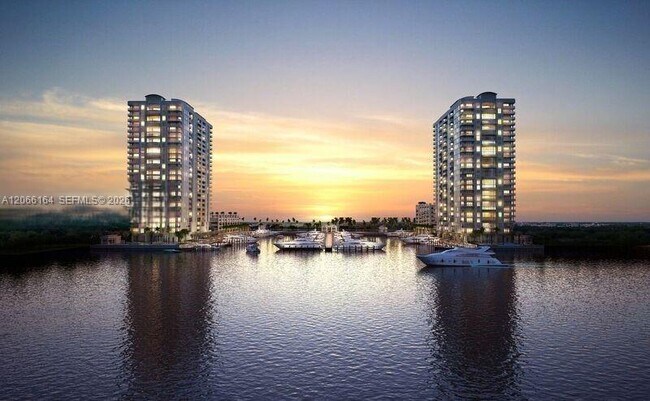 Building Photo - 17301 Biscayne Blvd