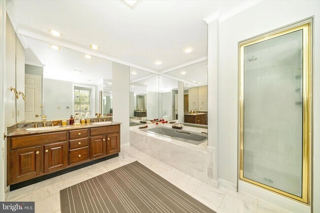 Building Photo - 12929 Esworthy Rd