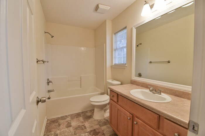 Building Photo - 4200 Cherrystone Cir