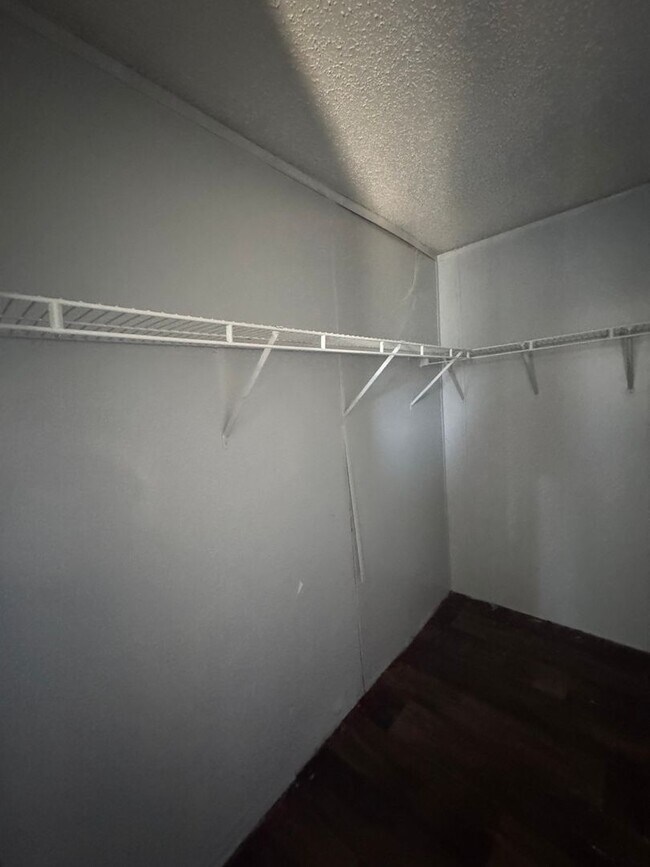 Building Photo - 3 BR 2 Bath 1,280 sq ft singlewide mobile home on 3.09 acres in Lonoke, AR