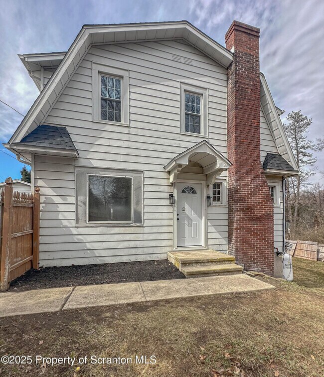 Building Photo - 1332 Lacka Trl
