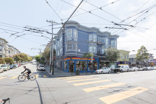 Interior Photo - 609 Ashbury