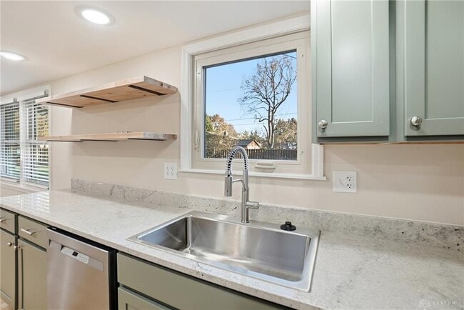 Building Photo - 5336 Red Coach Rd