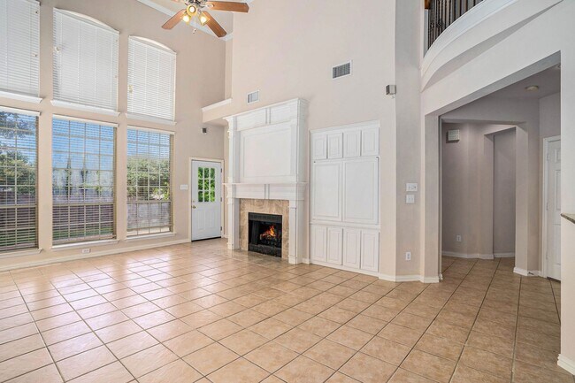 Building Photo - Beautifully Crafted 5 Bedroom 4 Bath in Flower Mound!