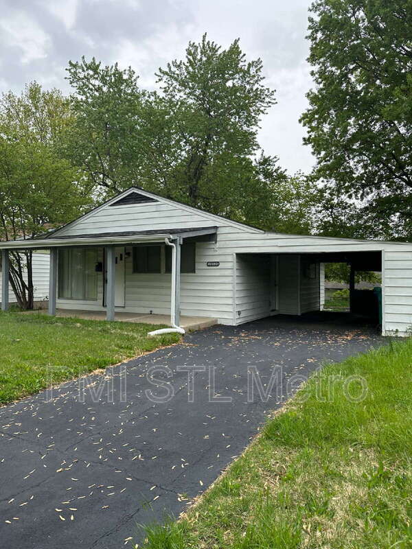 Primary Photo - 10528 Durness Dr
