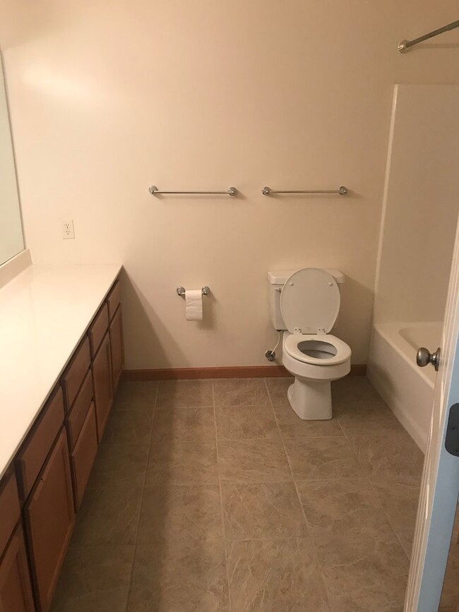 Building Photo - 5520 Hunley Ct