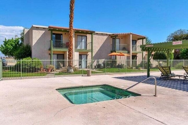 Building Photo - 34 Lakeview Cir