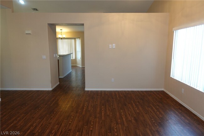 Building Photo - 715 Seclusion Glen Ave