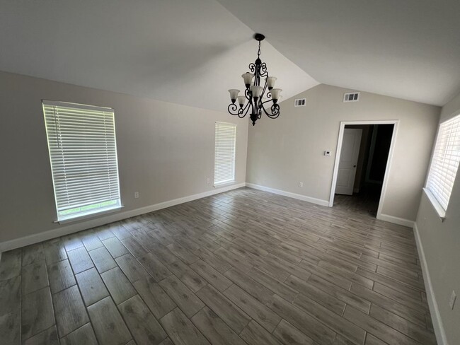 Building Photo - 10444 Browning Dr