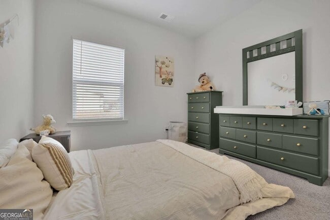 Building Photo - 803 Dundee Wy