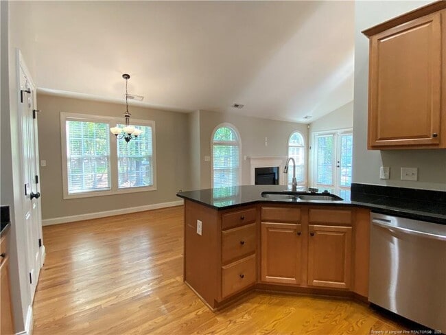 Building Photo - 185 Wood Run