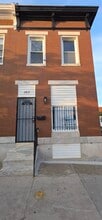 Building Photo - 2821 E Madison St