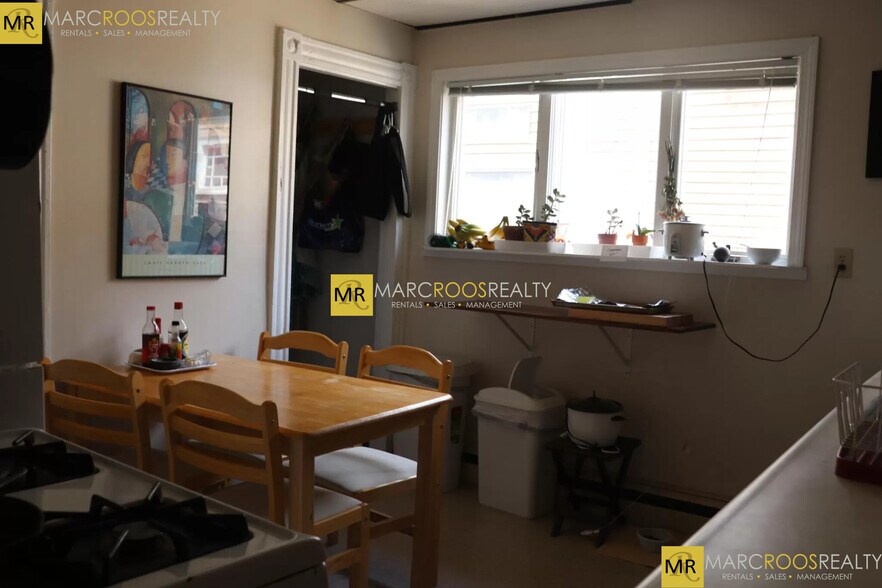 Building Photo - 24 Speridakis Ter