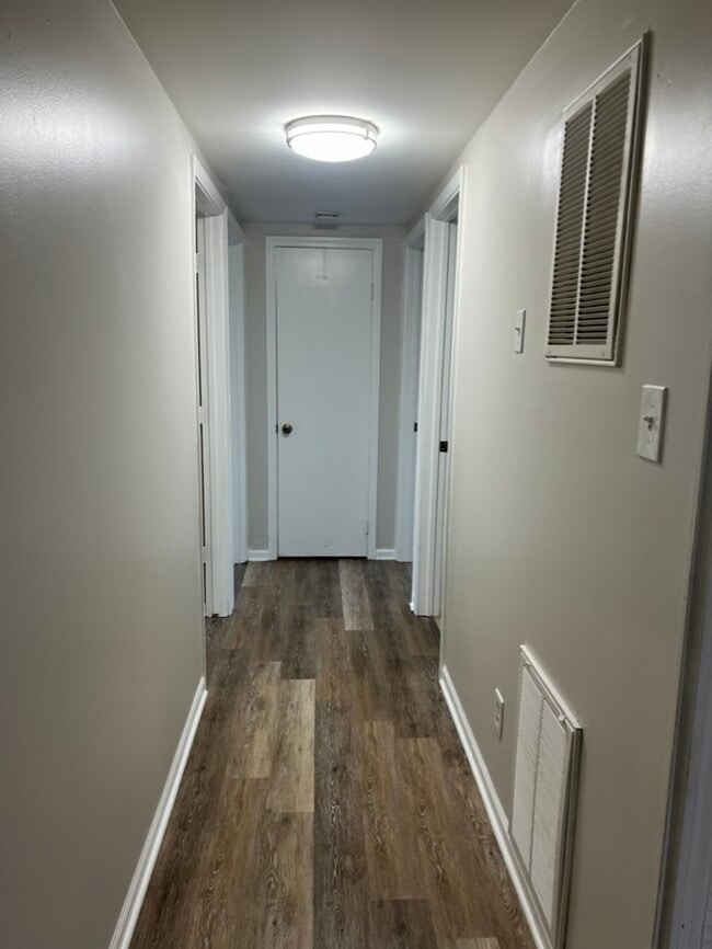 Building Photo - 26835 S Linden Ln