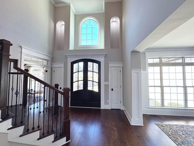 Building Photo - 1 Sylvias Wy