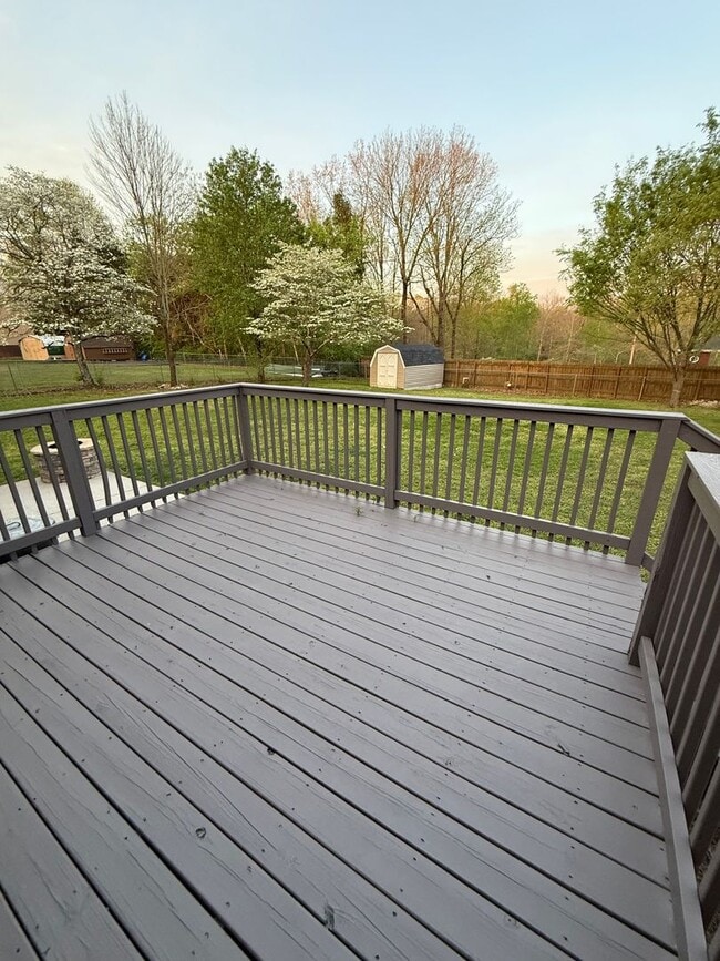 Building Photo - Newly Renovated 3 BR 2 Bath brick home