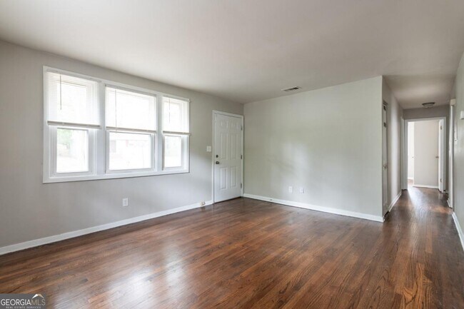 Building Photo - 3527 Bolfair Dr NW