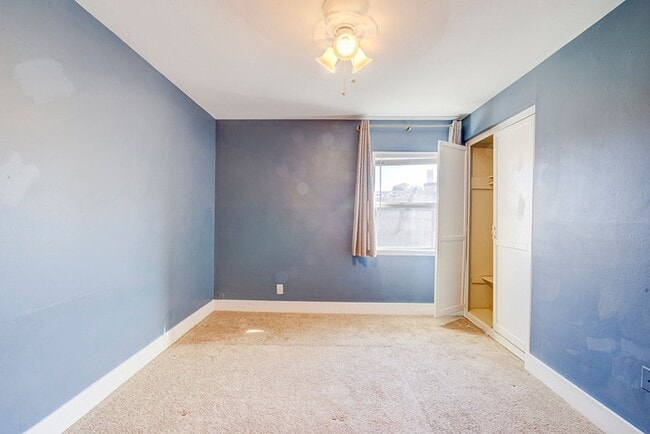 Building Photo - Status: Accepting Applications