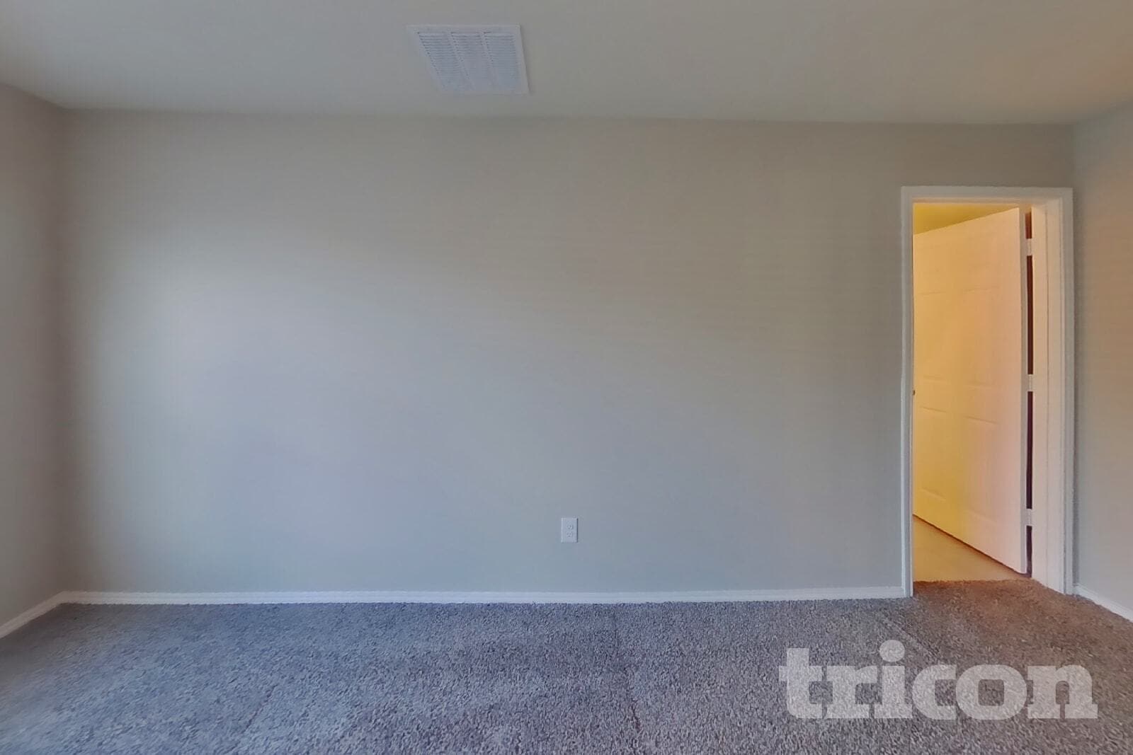 Building Photo - 1023 Spofford Dr