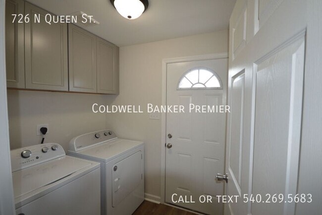 Building Photo - 726 N Queen St