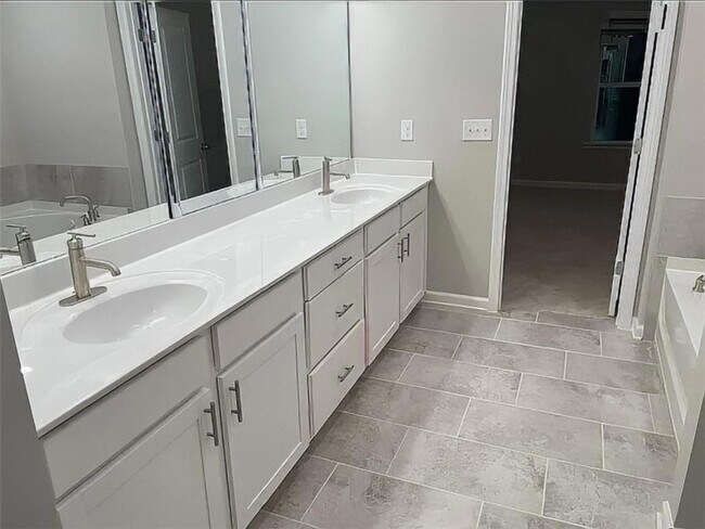 Building Photo - 1341 Elderwood Way