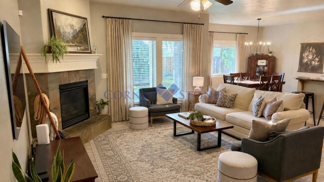 Building Photo - Stunning Home In Desired Woodbridge Subdivision!