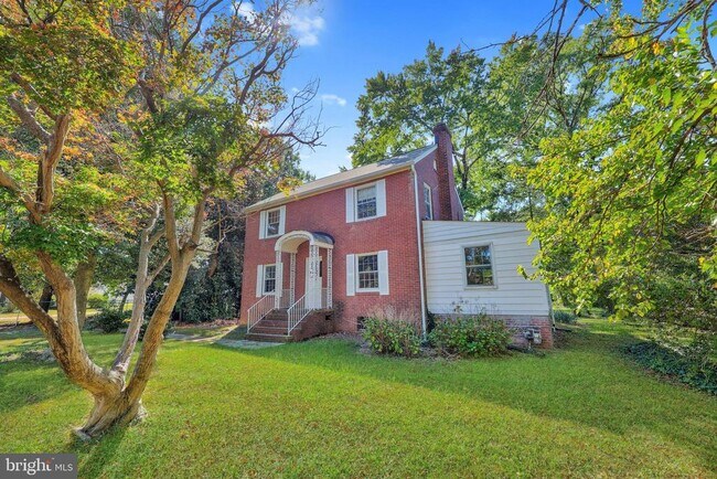 Building Photo - 13206 Occoquan Rd