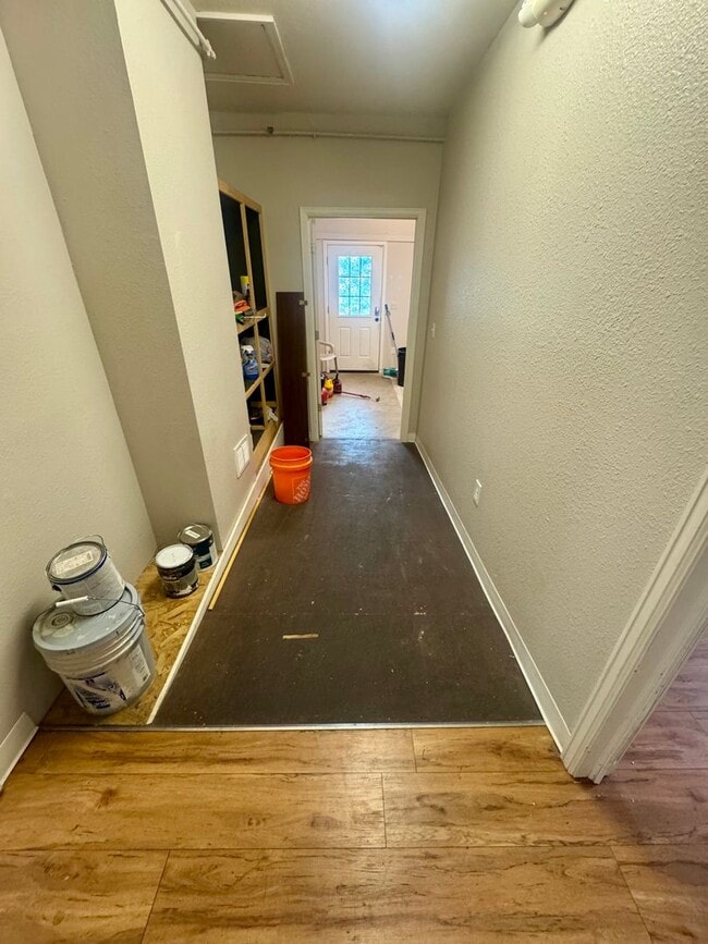 Building Photo - 5 bedroom Ranch home in North Colorado Spr...