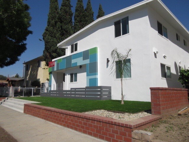 Building Photo - 7218 Whittier Blvd