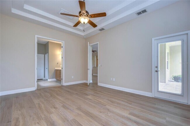 Building Photo - 3341 Grassglen Pl