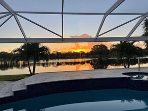 Building Photo - 1025 Bedford Ave