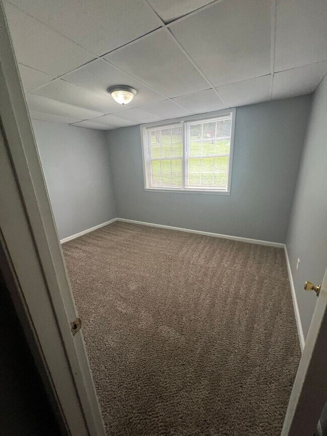 Building Photo - Huge 5 bedroom home in Lawrenceville NOW READY!