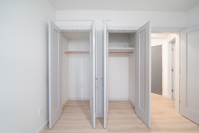 Building Photo - 50 Reservoir Ave