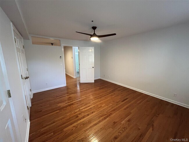 Building Photo - 107 Lincoln Ave