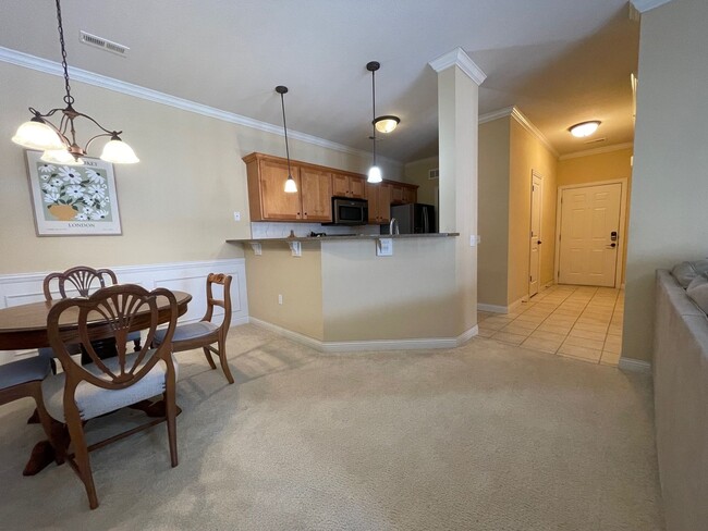 Building Photo - Fully-Furnished 3 Bedroom Condo in Smithton Crossing - Perfect for Traveling Professionals!