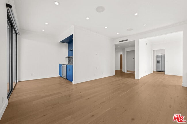 Building Photo - 106 Croft Ave