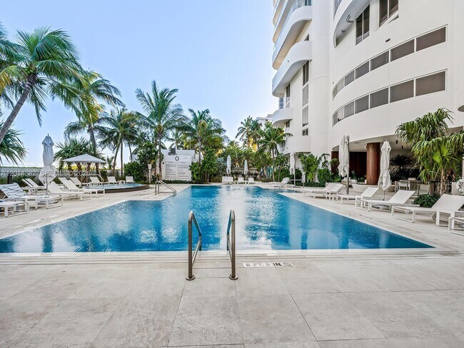 Building Photo - 6365 Collins Ave