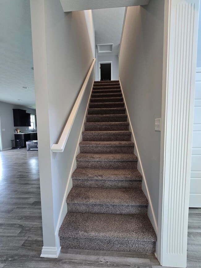 Building Photo - 3 Bed, 2.5 Bath Home in a Great Neighborhood!