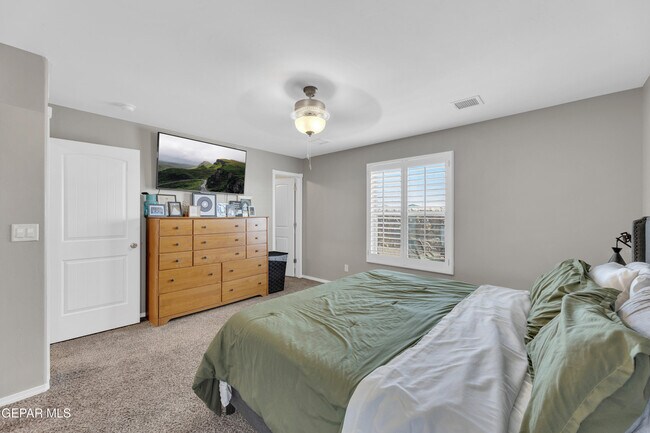 Building Photo - 13936 Garforth Ave