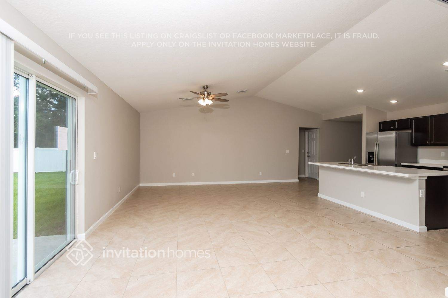 Building Photo - 555 NW North Macedo Blvd