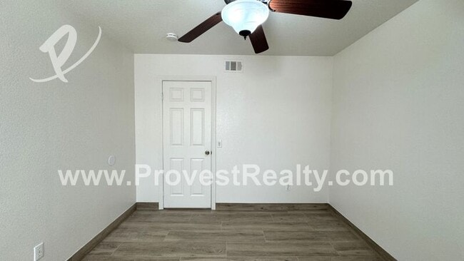 Building Photo - 13675 Ruby Cir