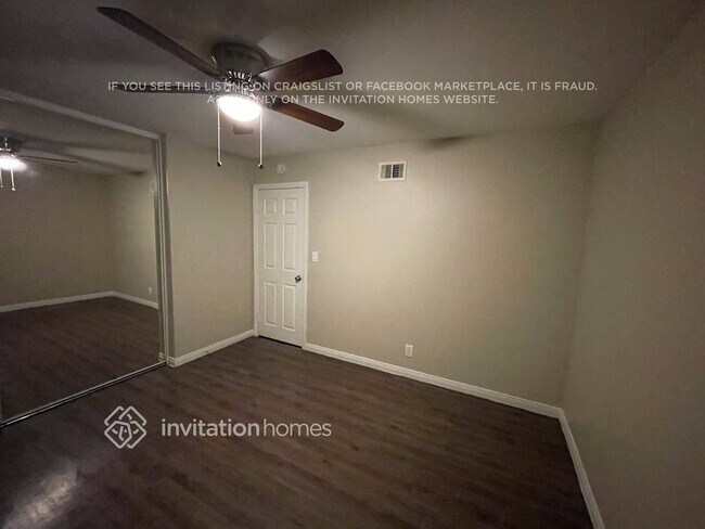 Building Photo - 829 Calle Catalpa