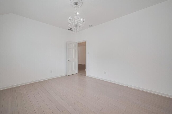 Building Photo - 7407 Golden Star Dr